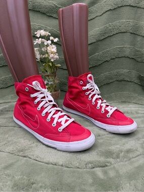 Nike high top sneakers